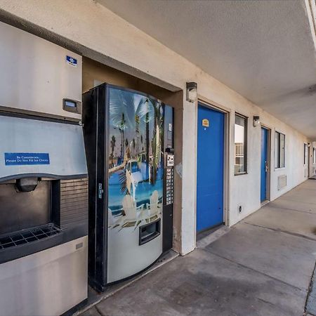 Motel 6-Westley, Ca Εξωτερικό φωτογραφία