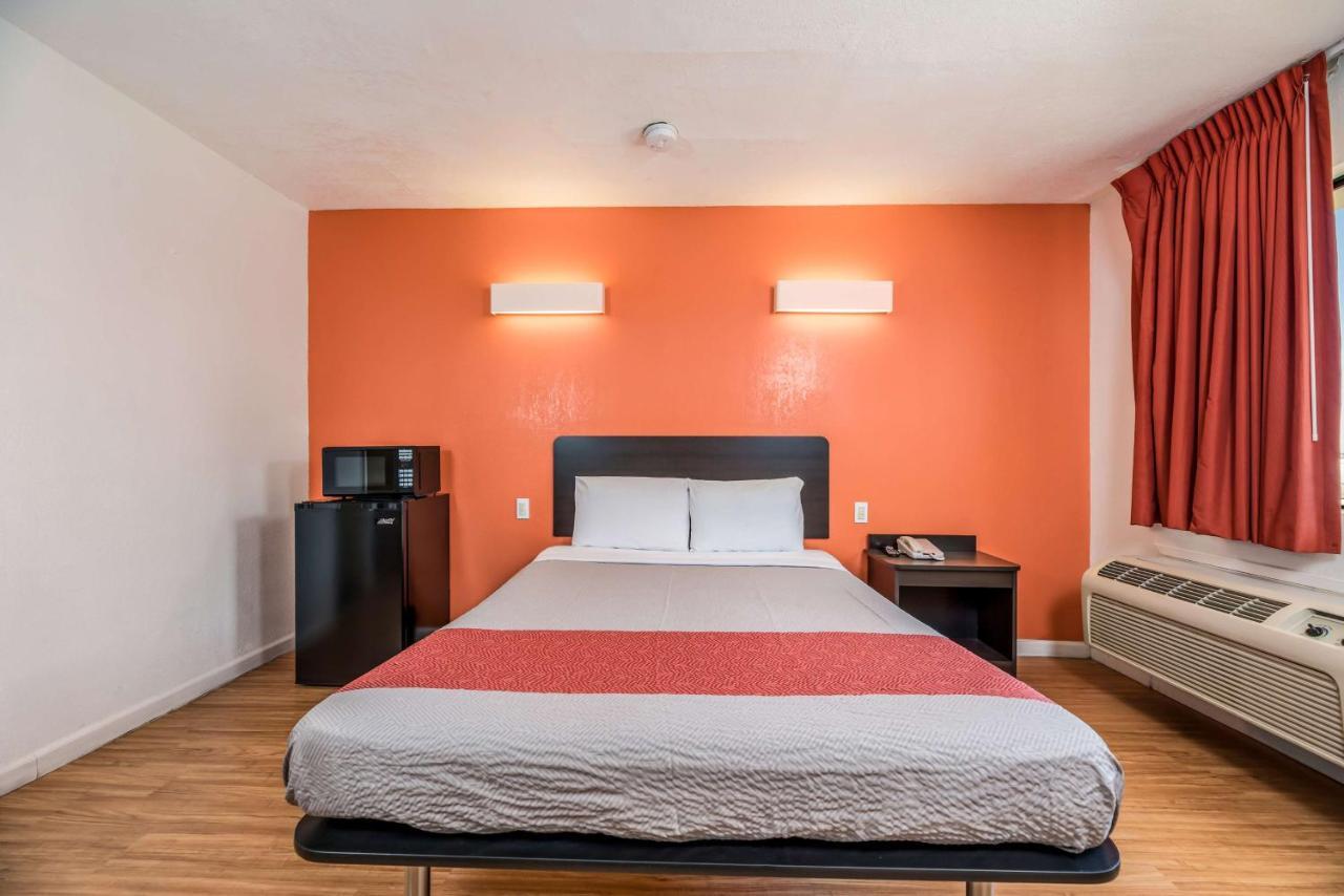 Motel 6-Westley, Ca Εξωτερικό φωτογραφία